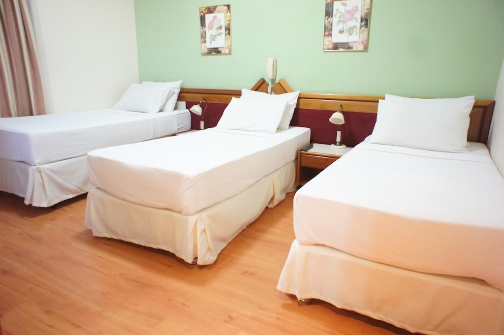 Hotel Solar Corte Real Сабара Номер фото