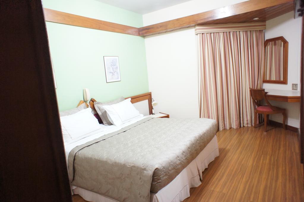 Hotel Solar Corte Real Сабара Номер фото